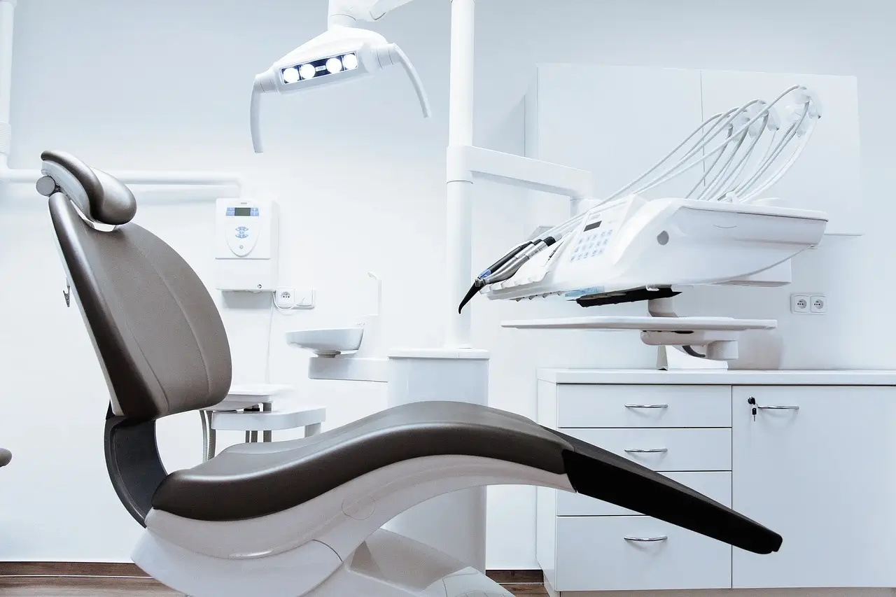 Tipos de blanqueamiento dental: ¿Cuál elegir?